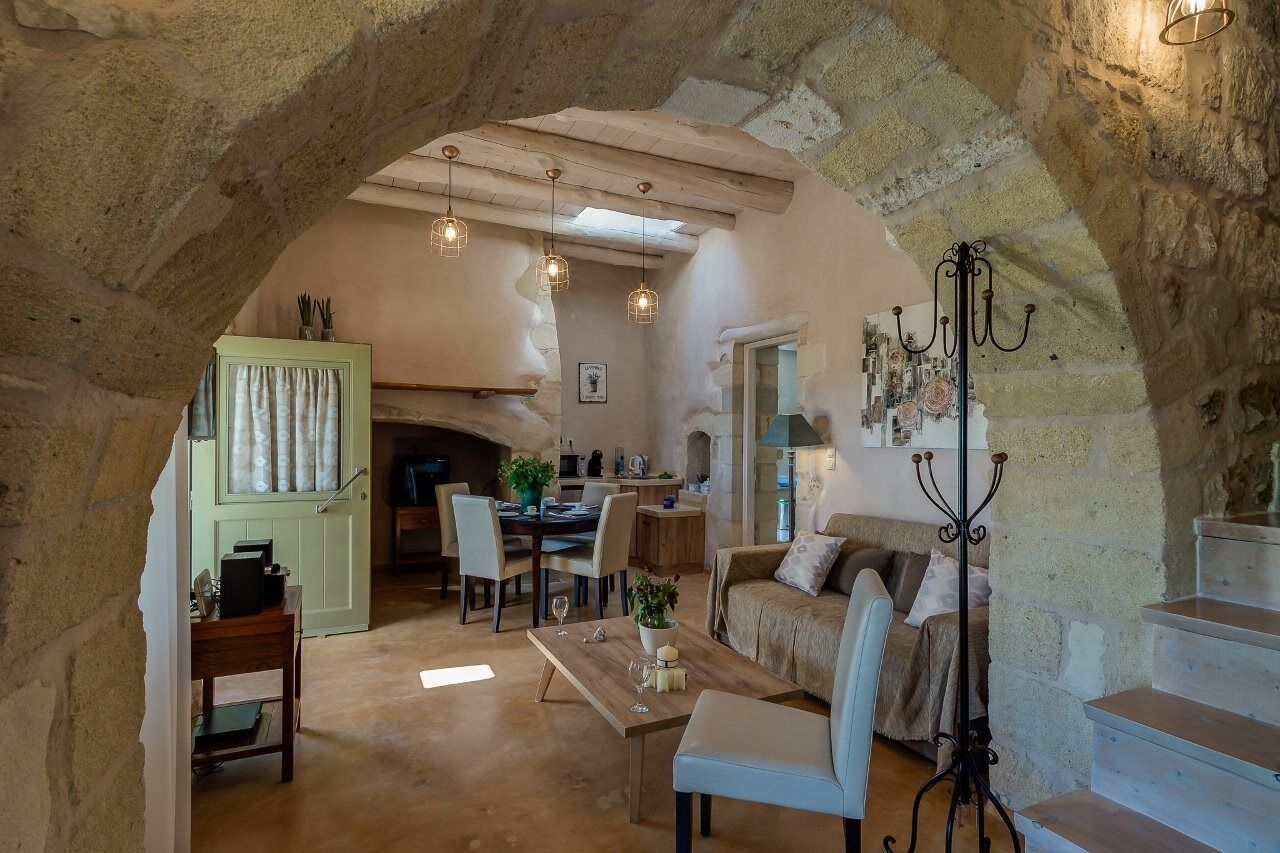 Traditional Stonebuilt Villa Leonanto, Only 5 Km From A Sandy Beach Kásztelosz Kültér fotó